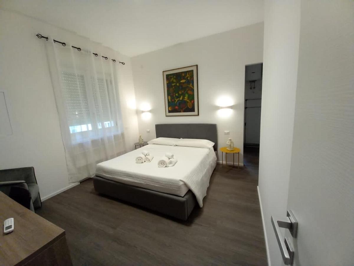 Dante 134 Rooms Cagliari Exteriör bild