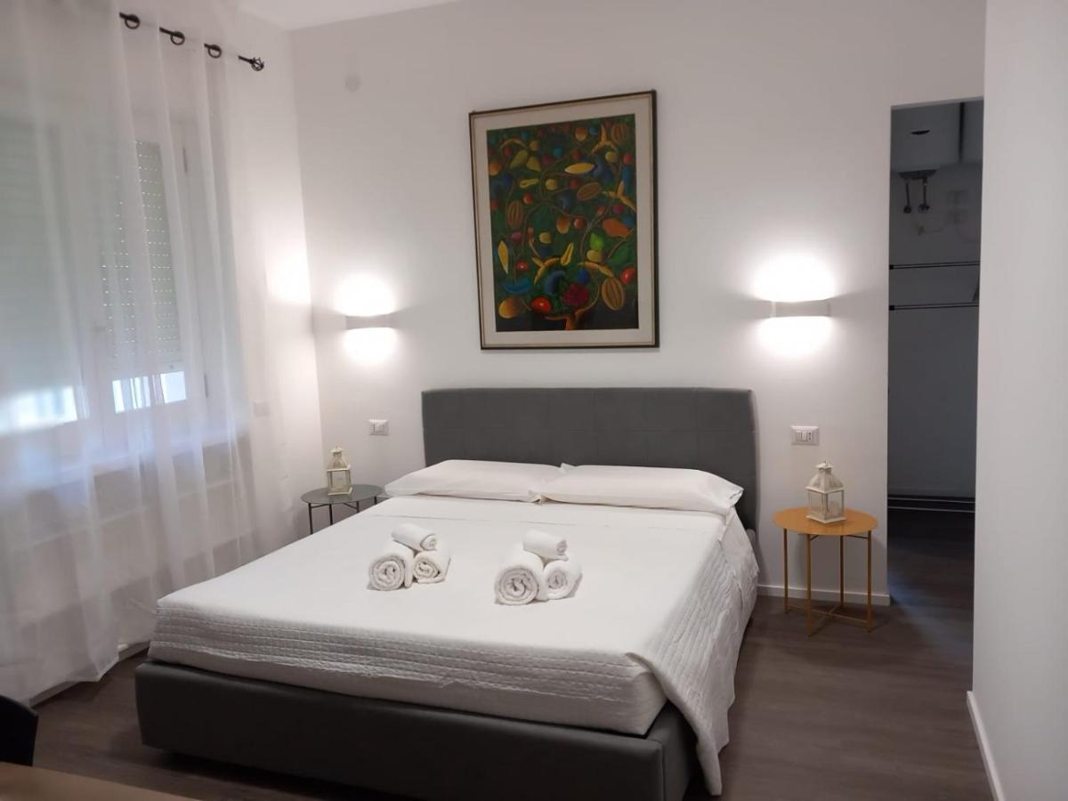 Dante 134 Rooms Cagliari Exteriör bild